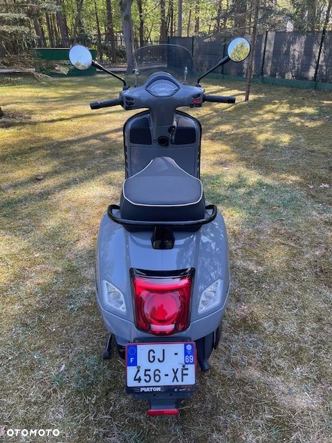 Piaggio Vespa - 11