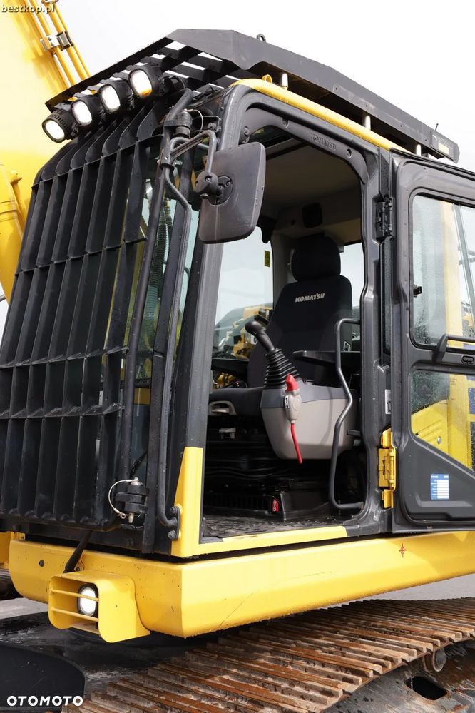 Komatsu PC210LC-11 - 17