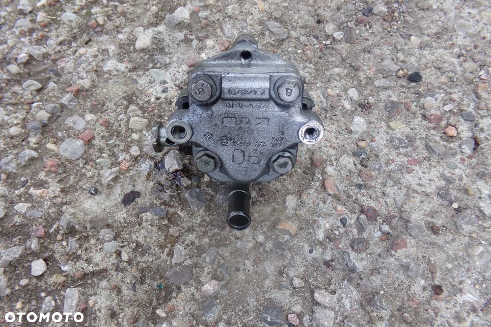 Pompa wspomagania KYB 140422454 1,6b 105KM Audi VW Seat Skoda - 2