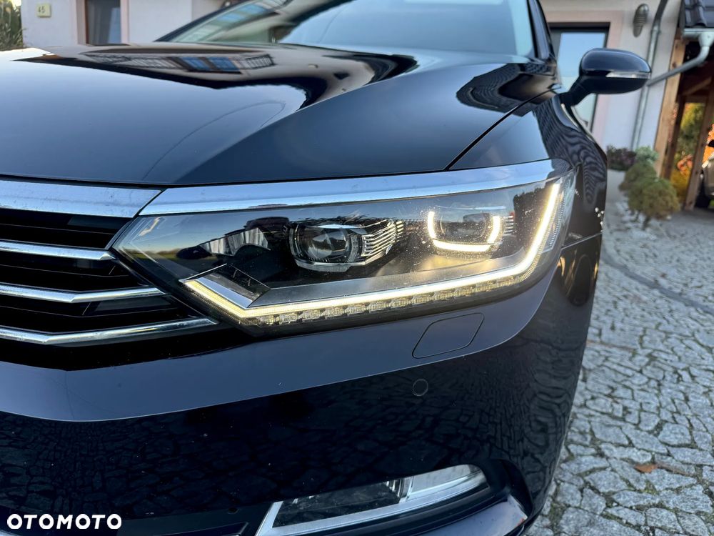 Volkswagen Passat ver-2-0-tdi-scr-dsg-comfortline - 12