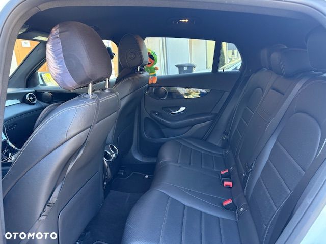 Mercedes-Benz GLC 300 e 4-Matic Business Edition - 5