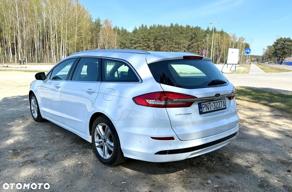 Ford Mondeo 2.0 TDCi STart-Stopp Titanium - 4