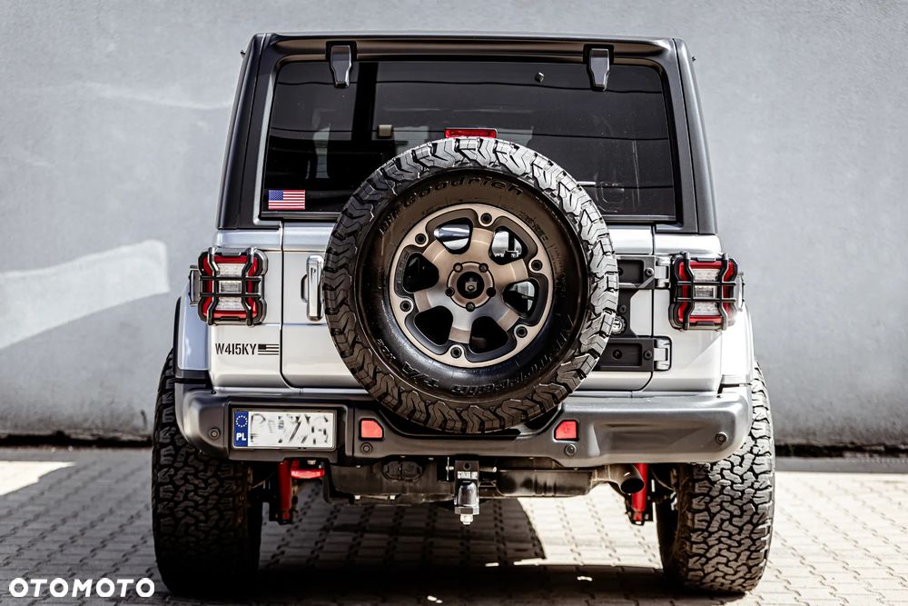 Jeep Wrangler - 25