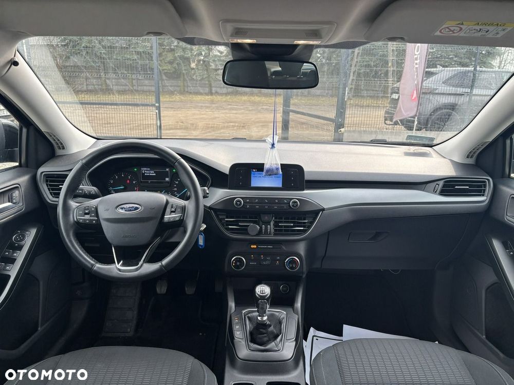 Ford Focus - 20