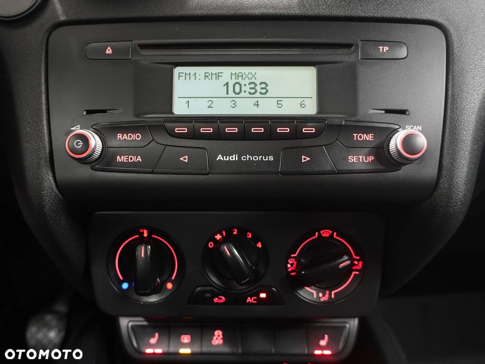 Audi A1 3-drzwiowe 1.2 TFSI Ambition - 32