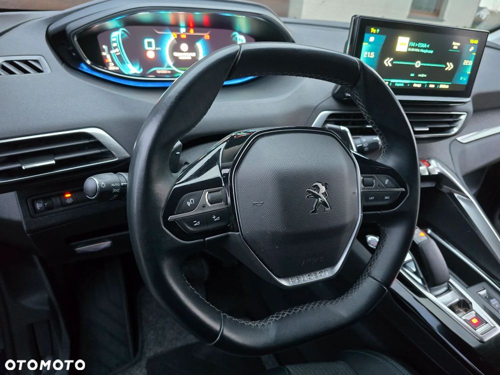 Peugeot 3008 1.6 PureTech Hybrid PHEV Allure Pack S&S EAT8 - 18