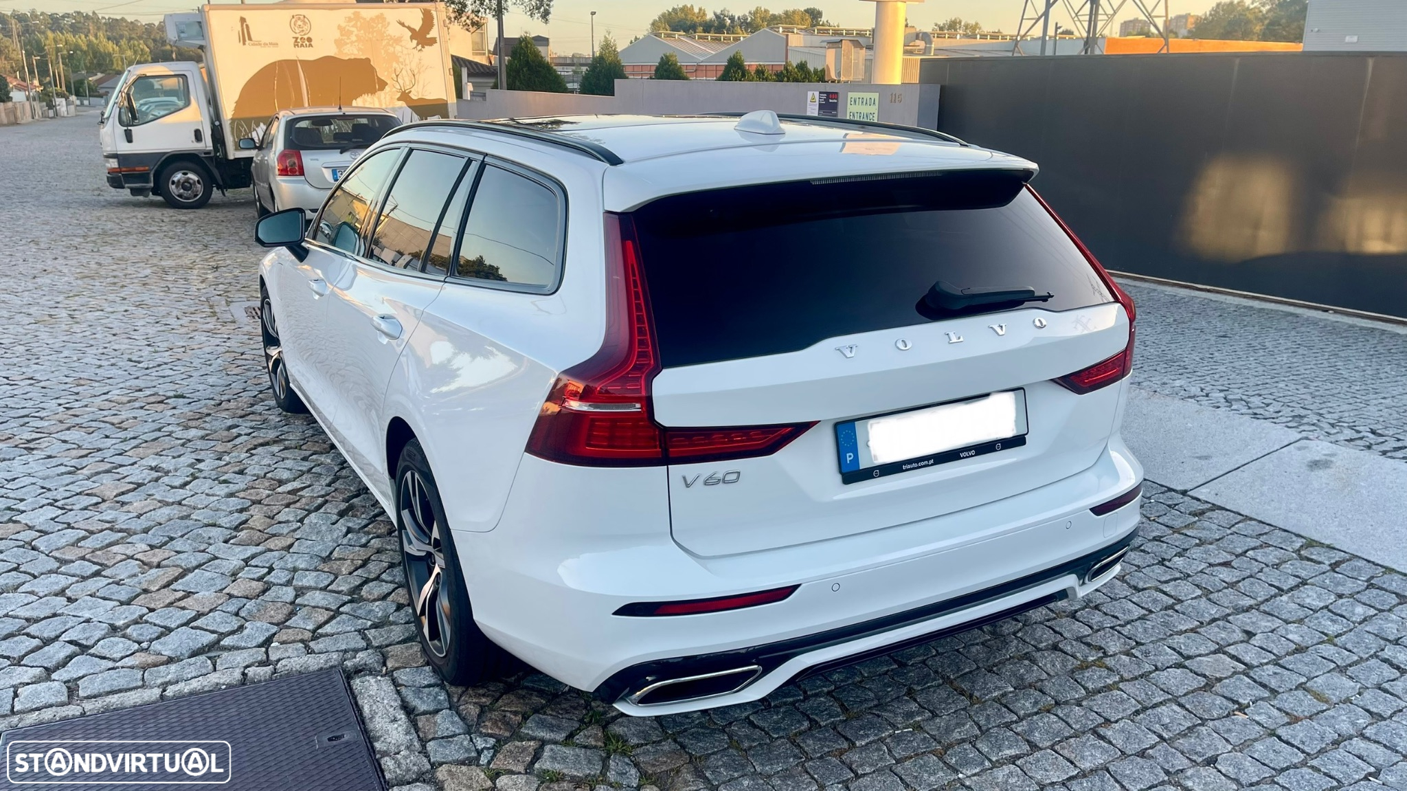 Volvo V60 2.0 T6 AWD TE R-Design - 3
