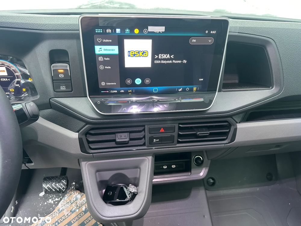 Volkswagen Crafter - 13