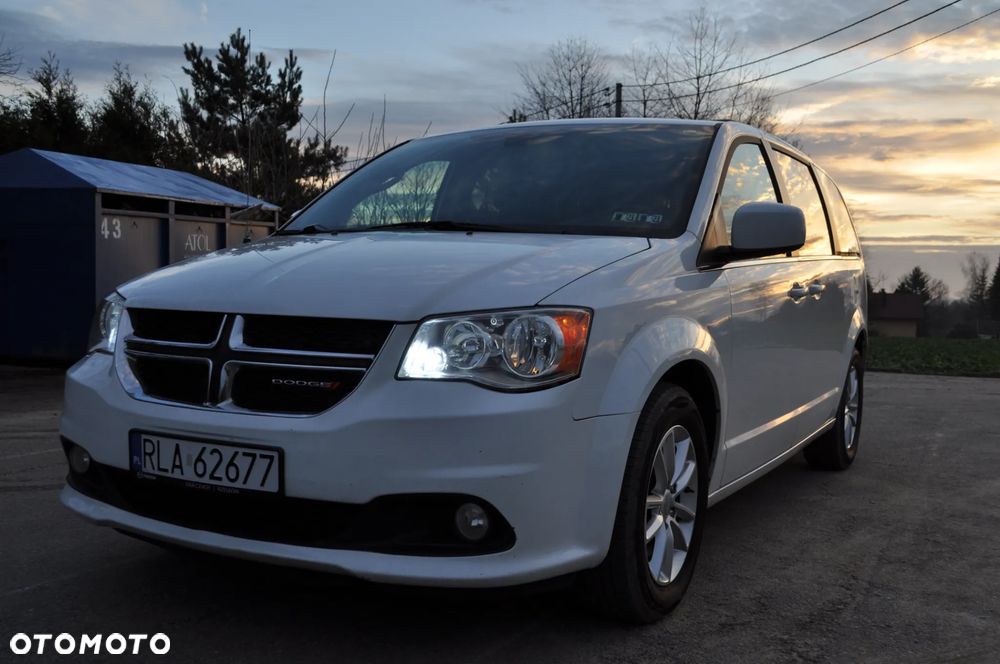 Dodge Grand Caravan 3.6 Express - 4