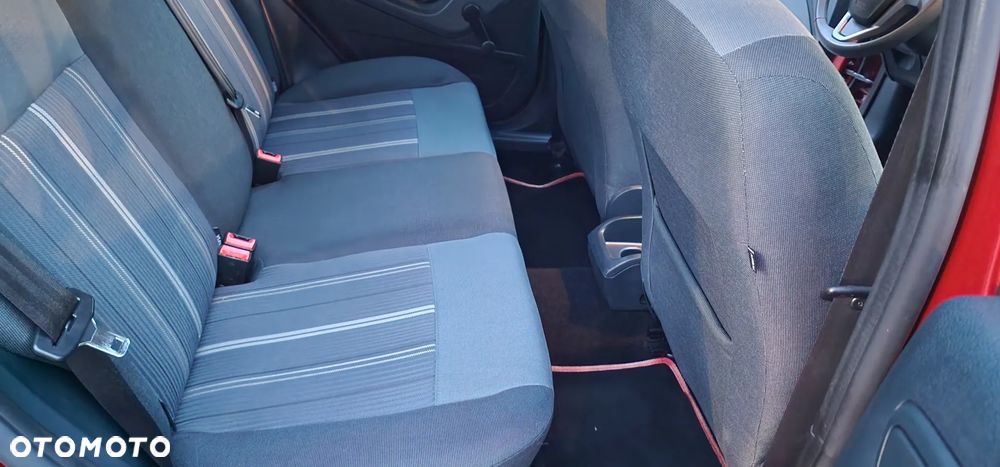 Ford Fiesta 1.25 Ambiente EU5 - 19