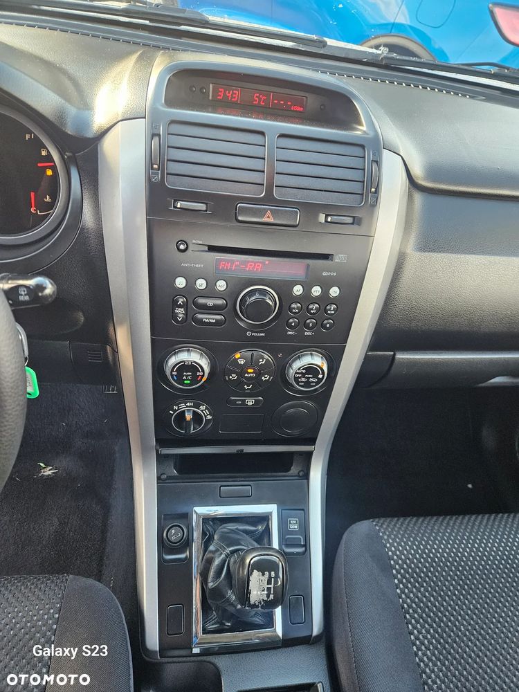 Suzuki Grand Vitara 1.9 DDiS Club DPF Family - 9