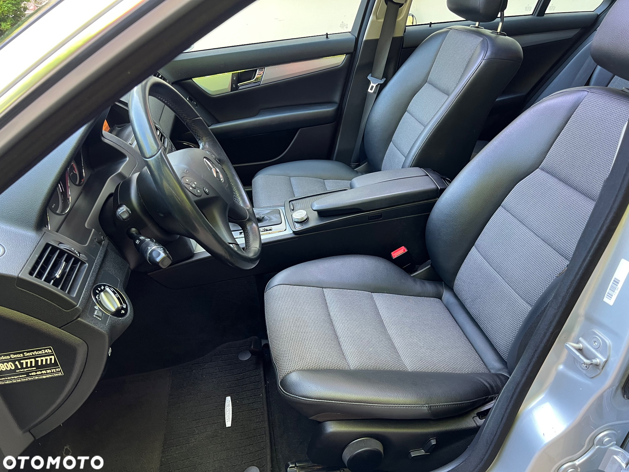Mercedes-Benz Klasa C 180 T BlueEFFICIENCY 7G-TRONIC Elegance - 21