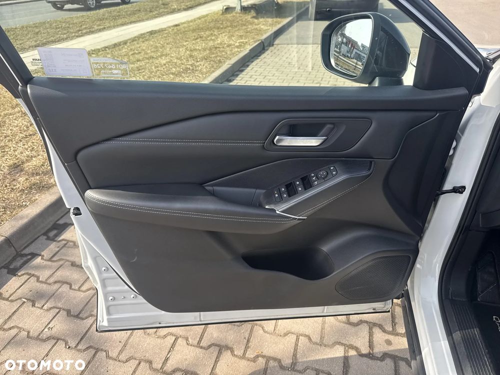 Nissan Qashqai 1.3 DIG-T MHEV N-Connecta Xtronic - 12