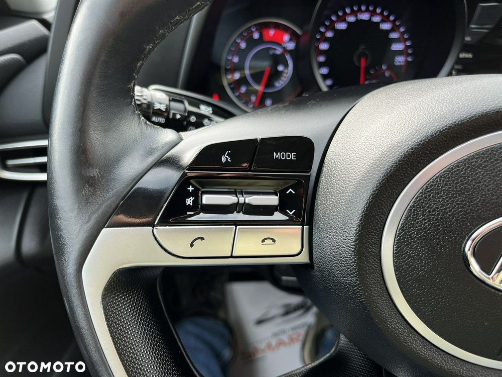 Hyundai Elantra 1.6 Smart CVT - 13