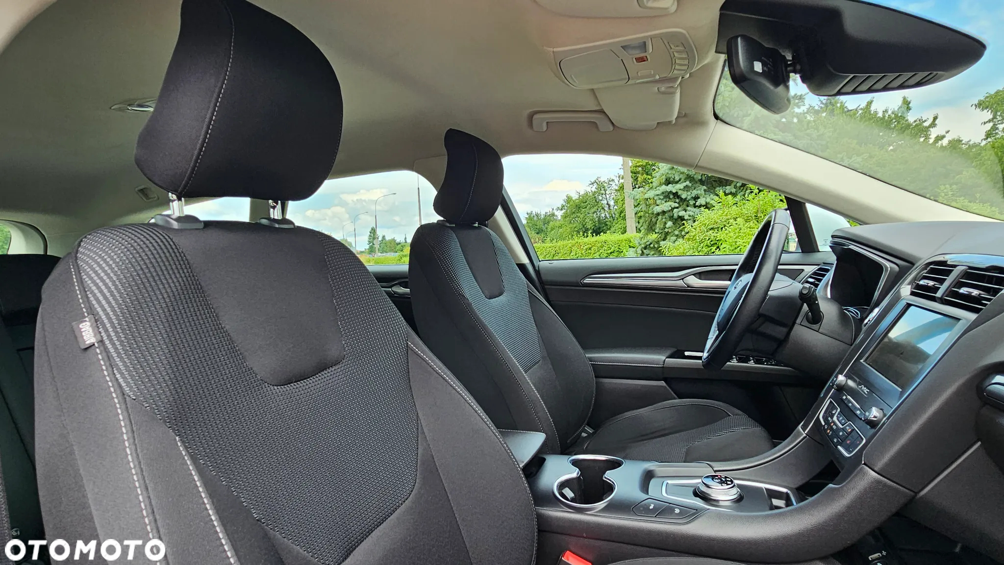 Ford Mondeo 2.0 EcoBlue Titanium - 37