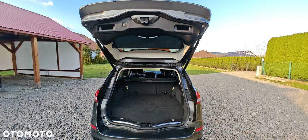 Ford Mondeo 2.0 Ti-VCT Titanium - 38