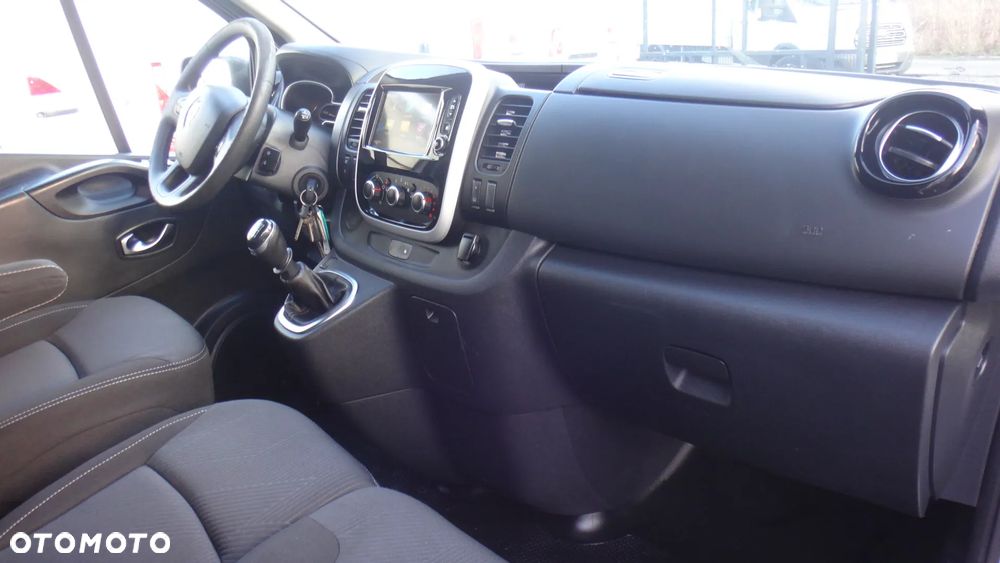 Renault Trafic - 9