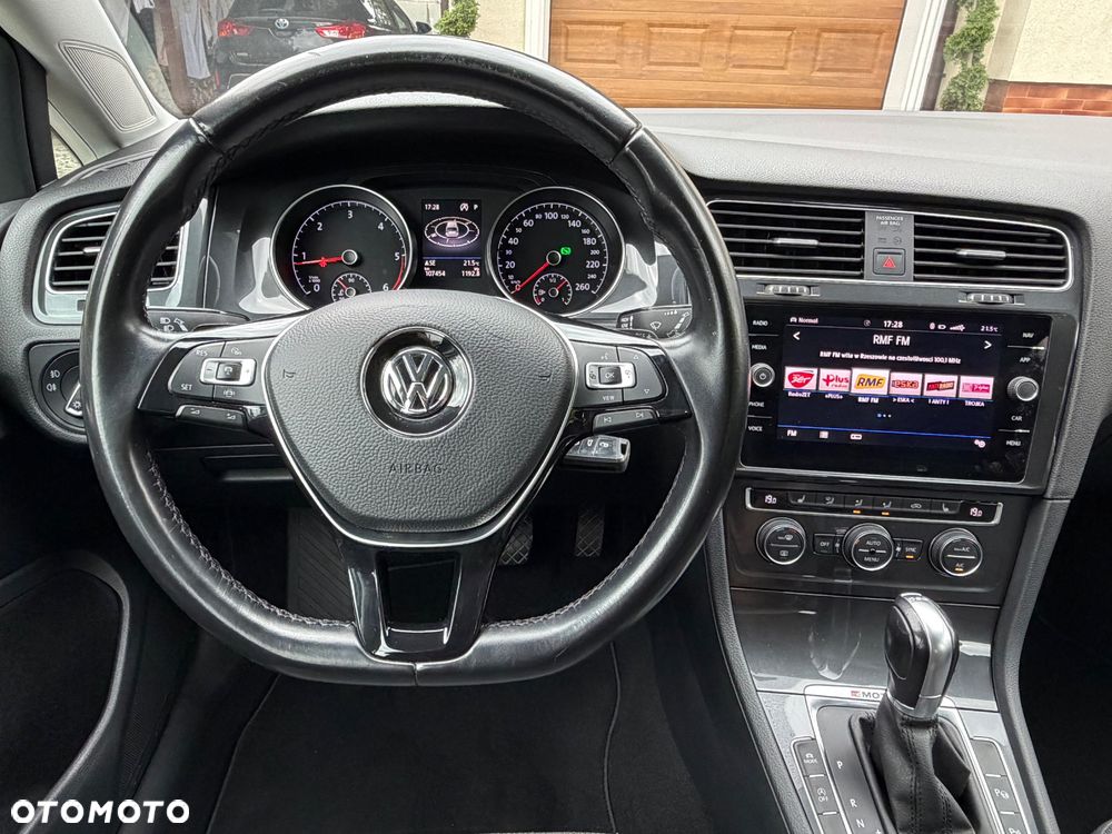 Volkswagen Golf 2.0 TDI 4Motion DSG Comfortline - 19