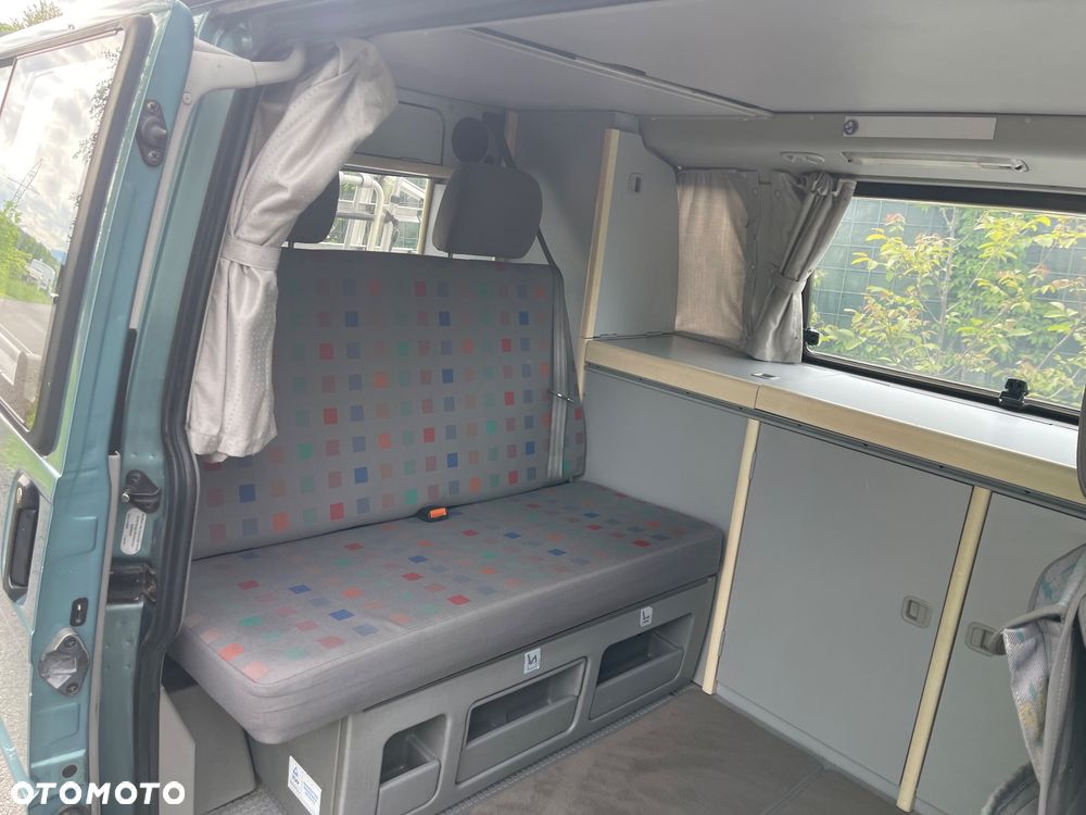 Volkswagen California - 11