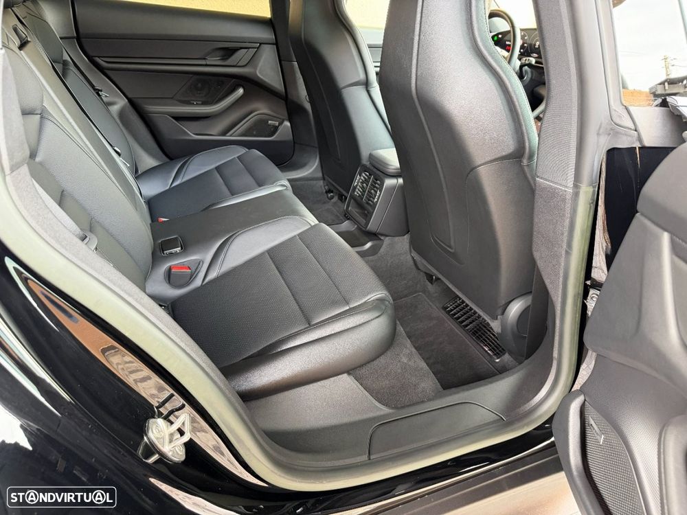 Porsche Taycan Bateria Performance Plus - 17