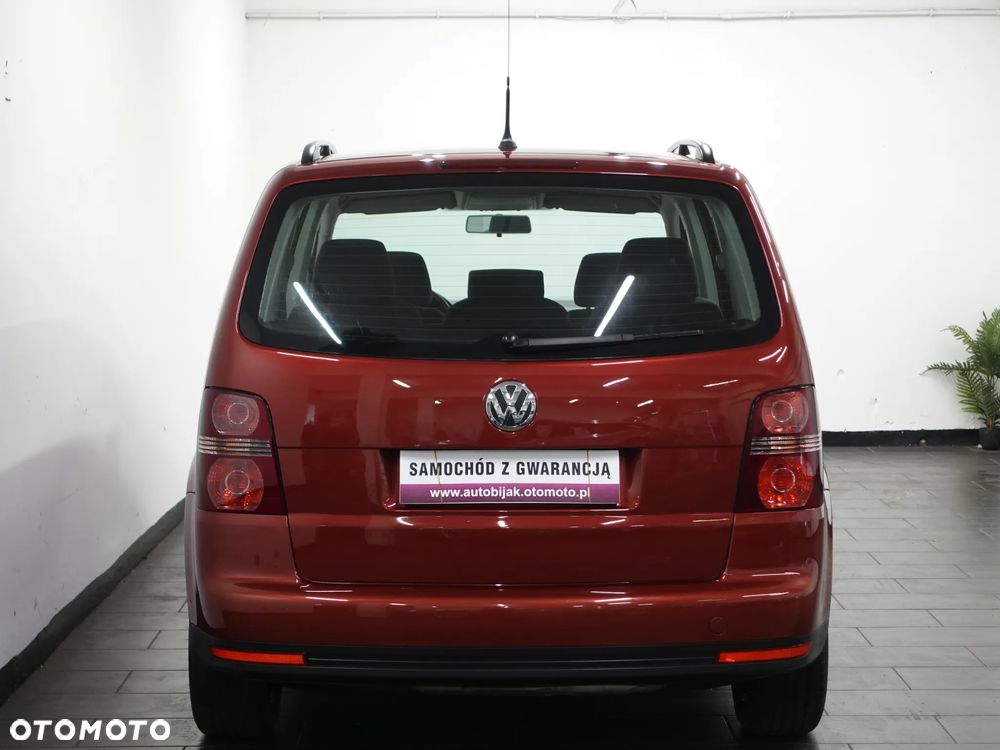 Volkswagen Touran - 7