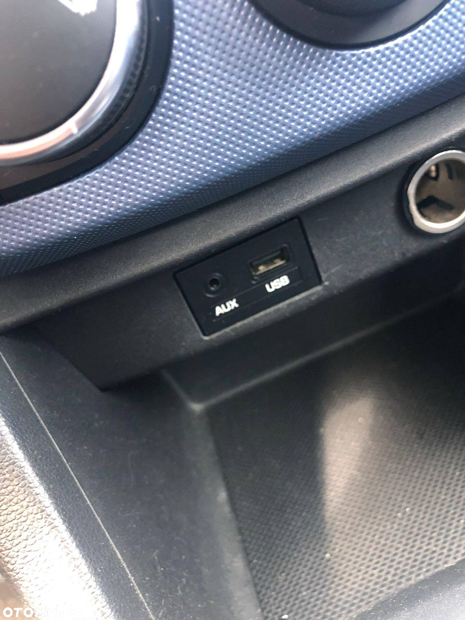 Hyundai i10 1.0 BlueDrive Comfort - 28