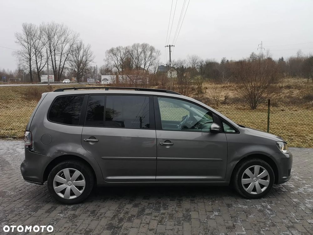 Volkswagen Touran 1.6 TDI DPF Trendline - 16