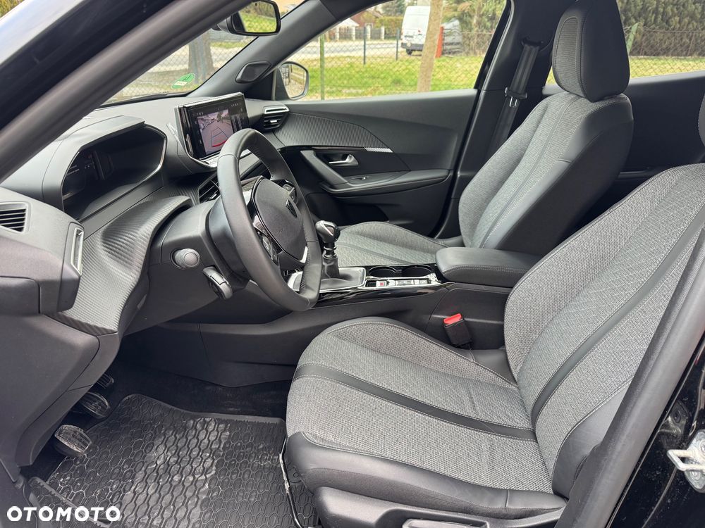 Peugeot 2008 PureTech 100 Allure - 21