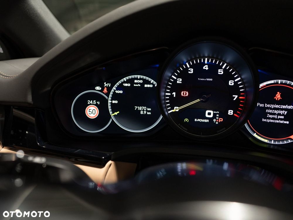 Porsche Cayenne E-Hybrid - 29