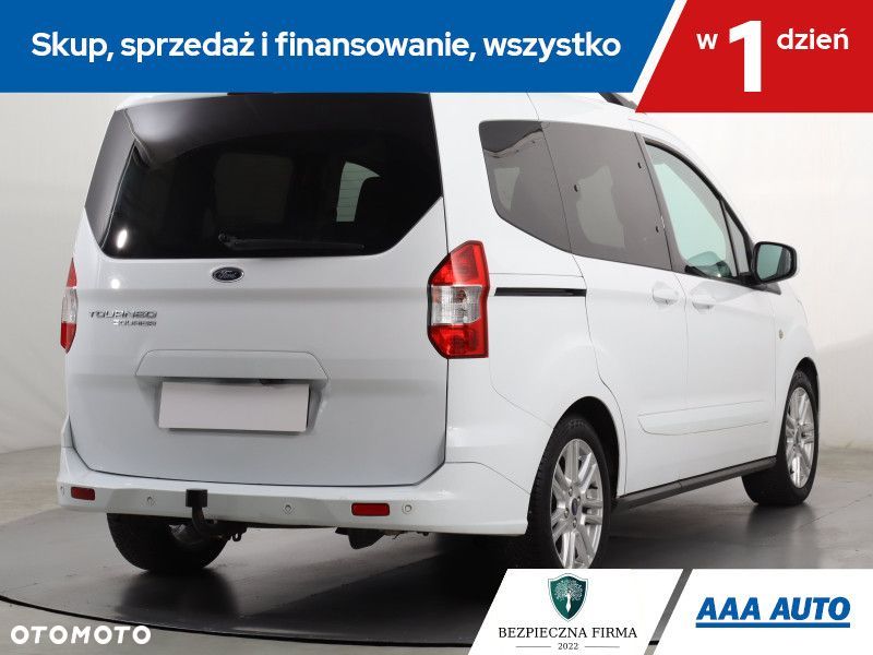 Ford Tourneo Courier - 6