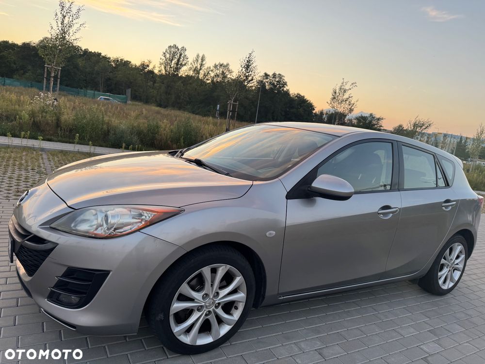 Mazda 3 2.0 Exclusive + - 19