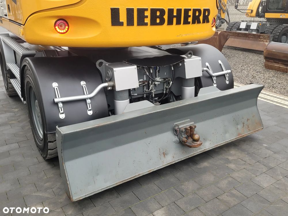 Liebherr A918 compact / ROTOTILT / system niwelacji GPS 3D / - 12