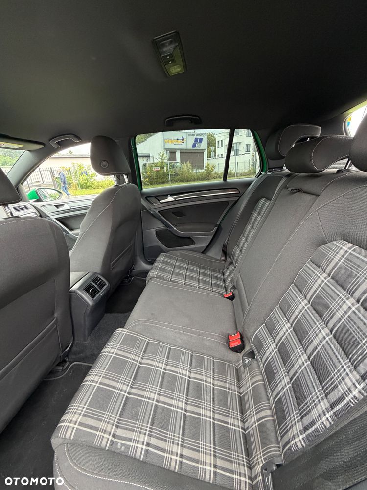 Volkswagen Golf 2.0 TDI BMT GTD - 8
