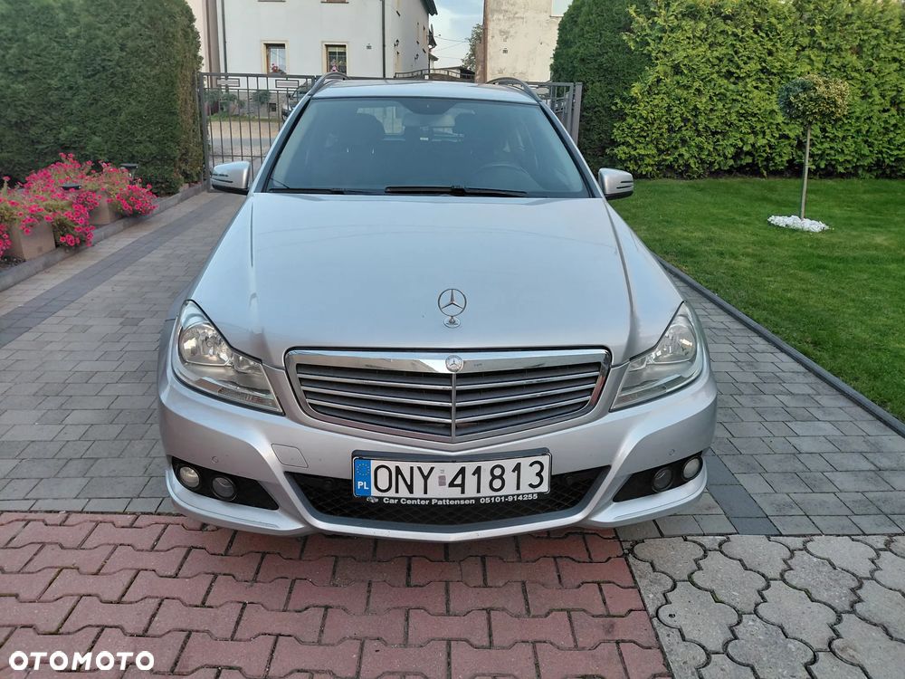 Mercedes-Benz C-Class 2013 photo 2