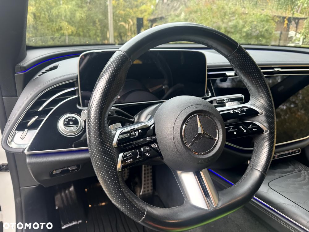 Mercedes-Benz Klasa E - 31