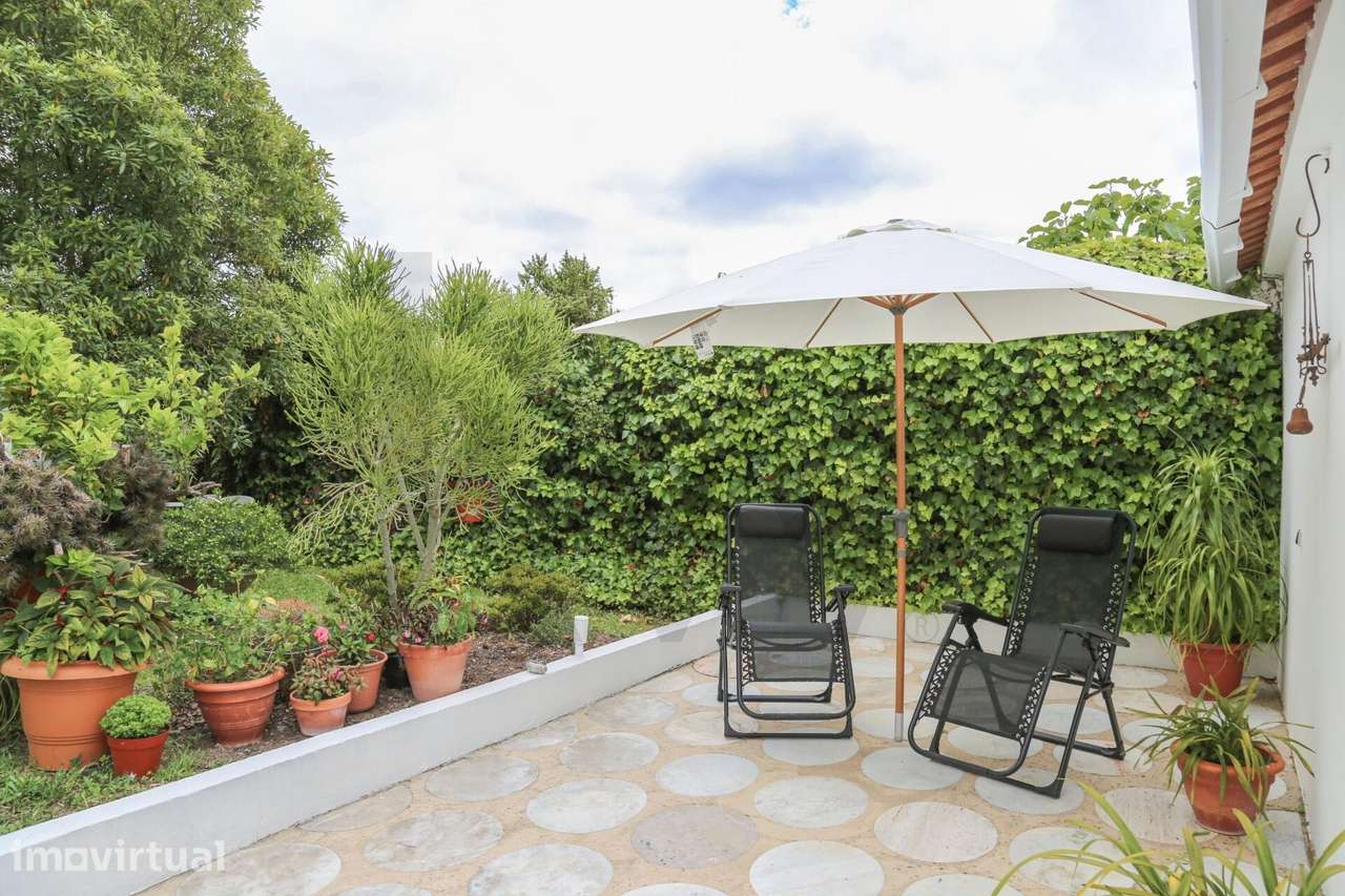 Moradia T4 com jardim e terreno em Aljubarrota. Viva com conforto, tra - Grande imagem: 5/27