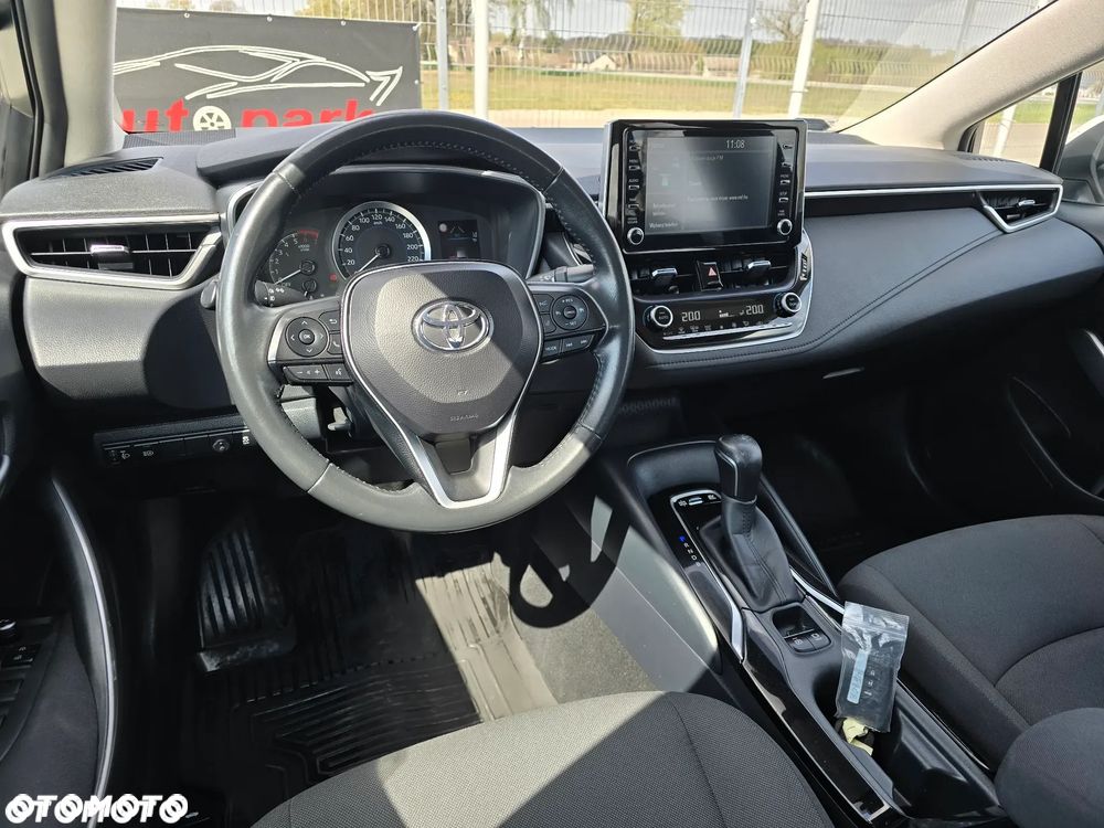 Toyota Corolla - 25