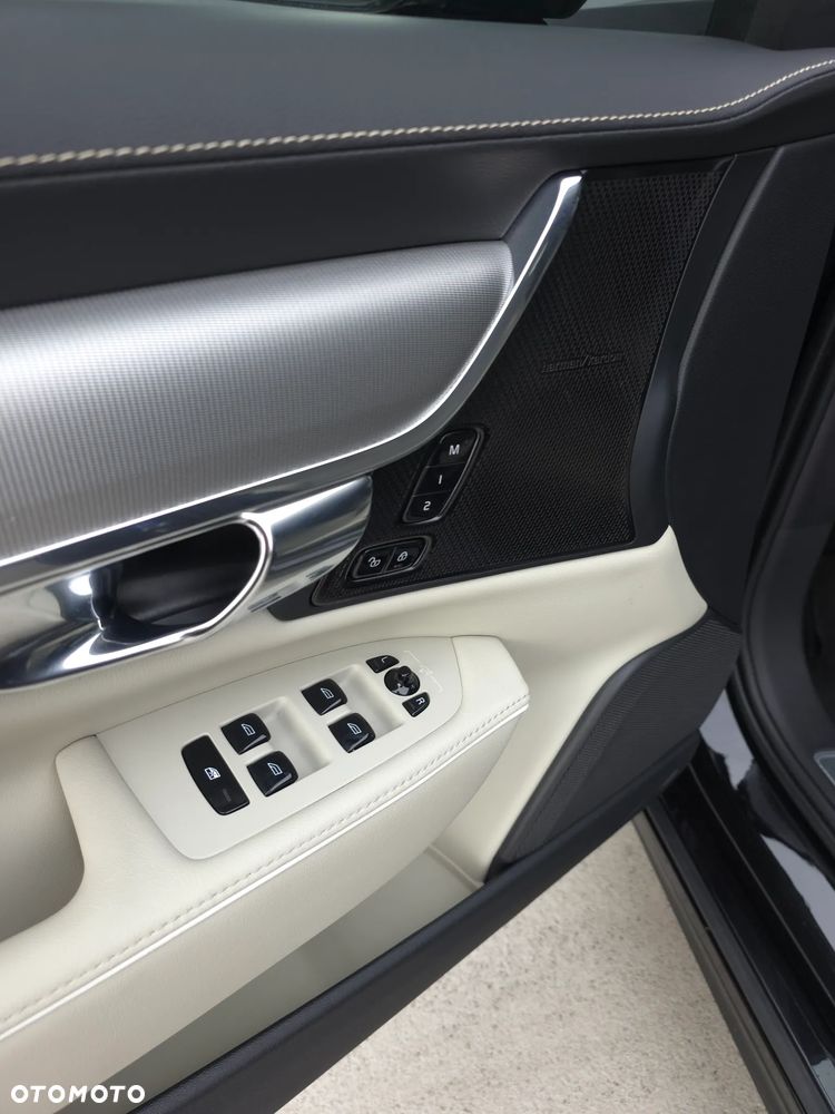 Volvo S90 T8 AWD Plug-In Hybrid Inscription - 23