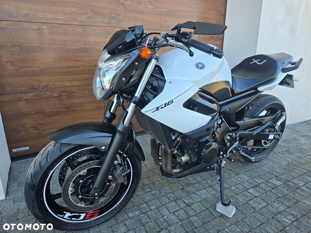 Yamaha XJ - 2