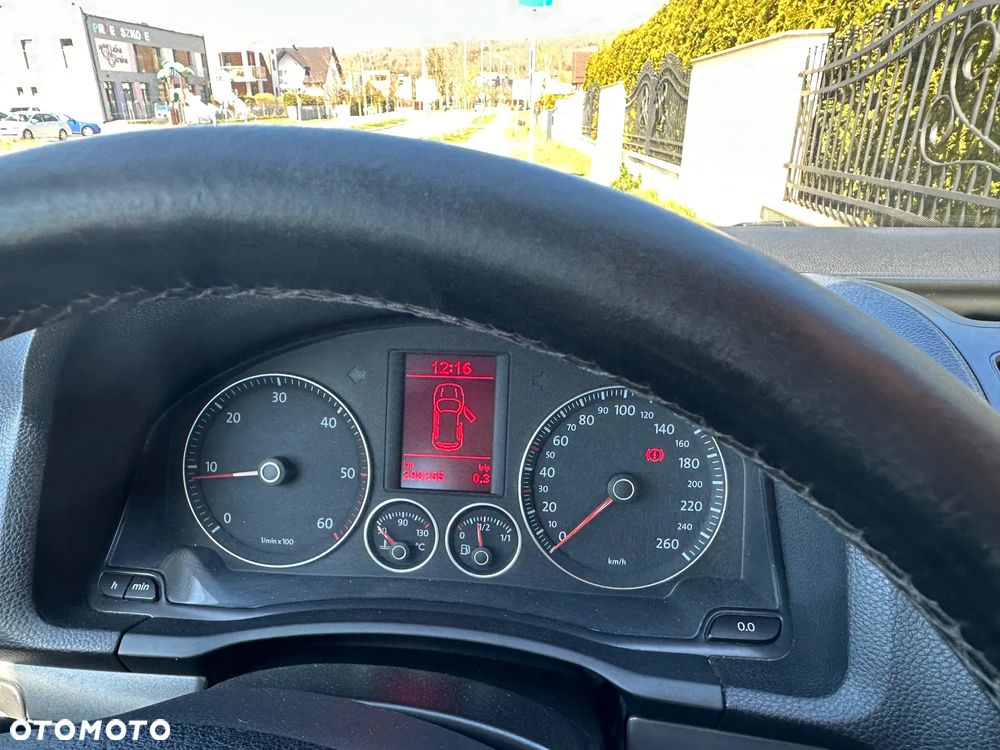 Volkswagen Golf 1.9 TDI United - 24