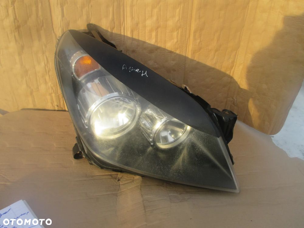 lampa Prawa Opel Astra 3 H Hella Europa - 1