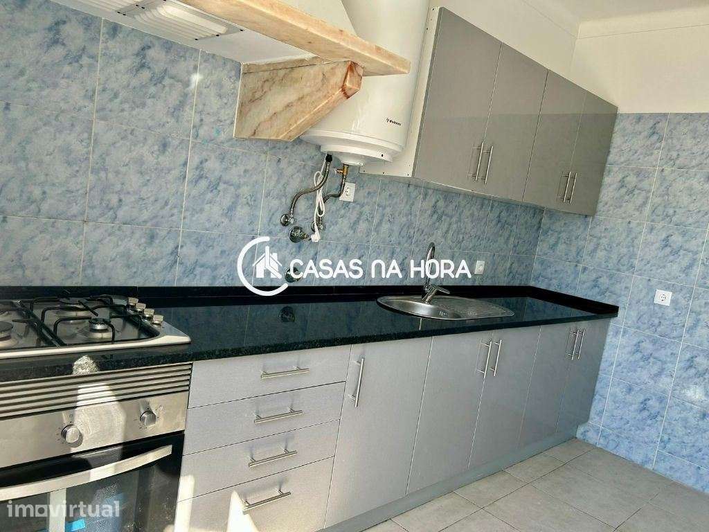 Moradia em banda, recuperada, para arrendamento, Almada - Charneca ... - Grande imagem: 4/17