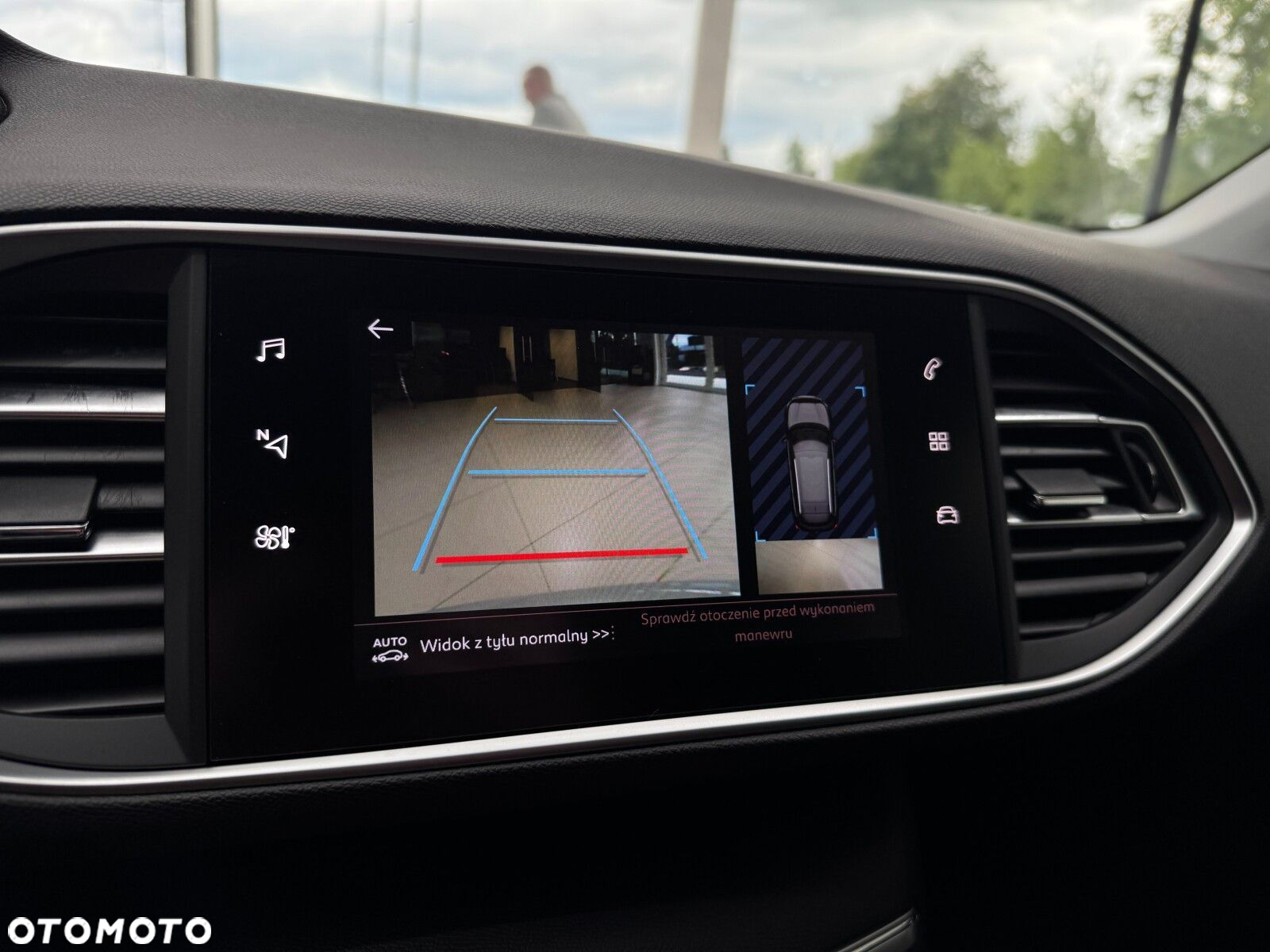 Peugeot 308 1.2 PureTech GPF Allure Pack S&S EAT8 - 38