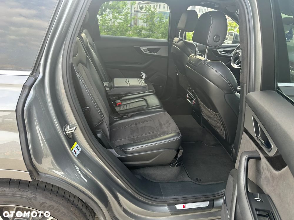 Audi Q7 - 14