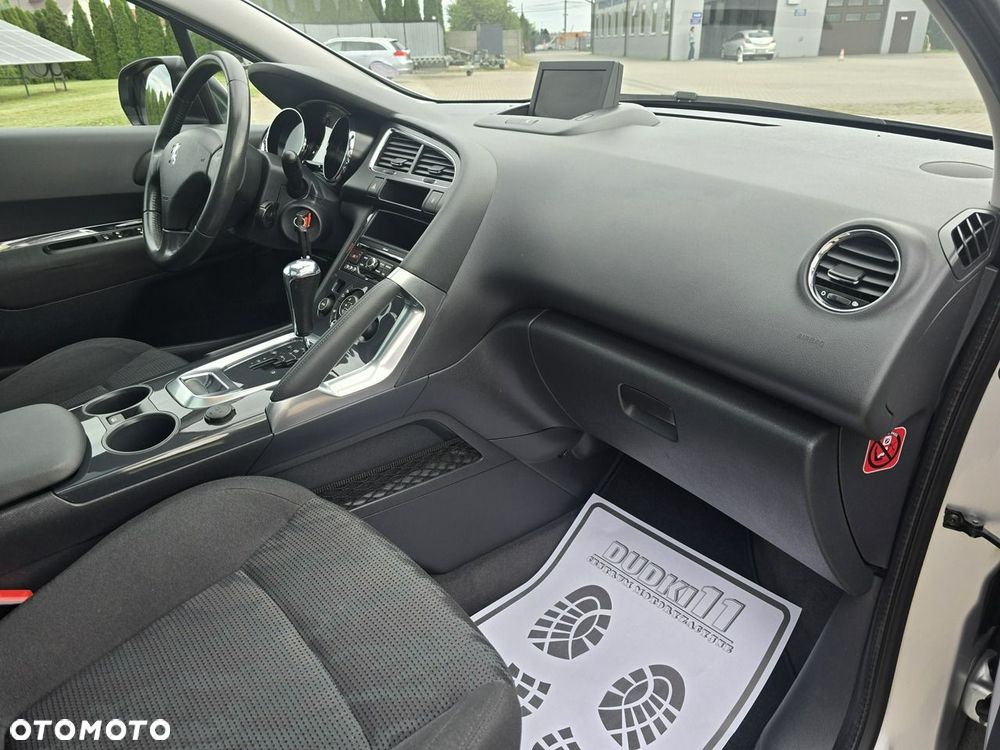 Peugeot 3008 - 24