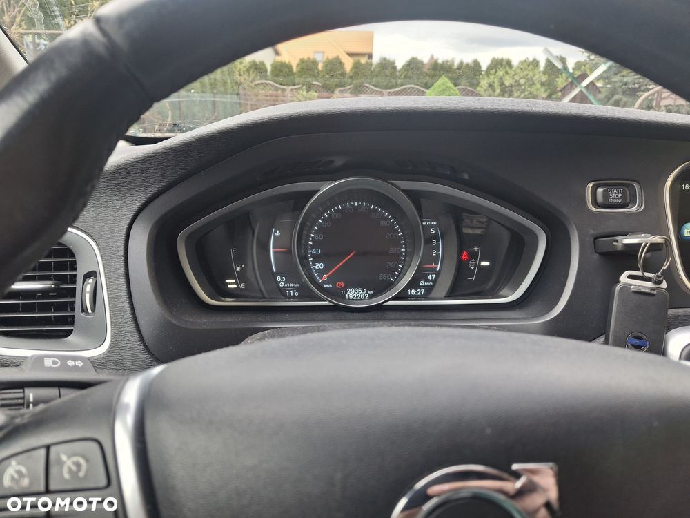 Volvo V40 D4 Summum - 7