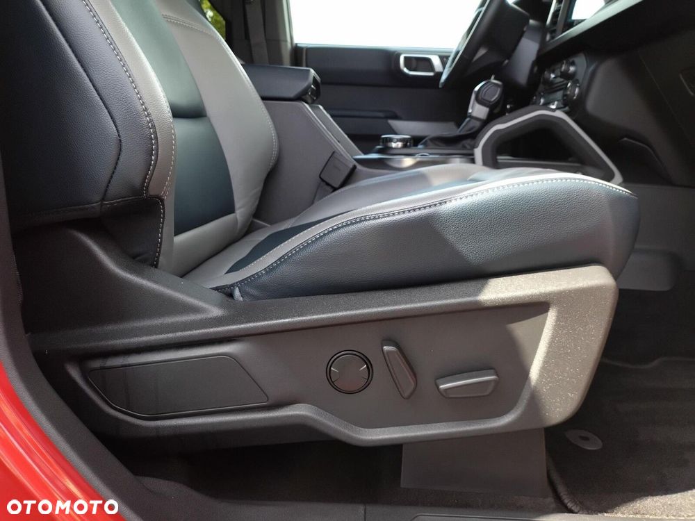 Ford Bronco 2.7 EcoBoost 4WD Outer Banks - 30