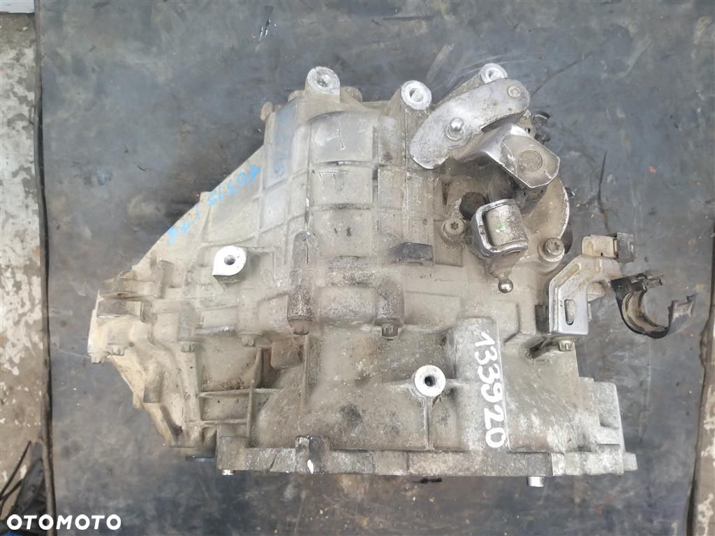 Skrzynia biegów Manualna Mitsubishi Colt 1.1B 75KM Z30 2004-2012 P2500A198 - 2