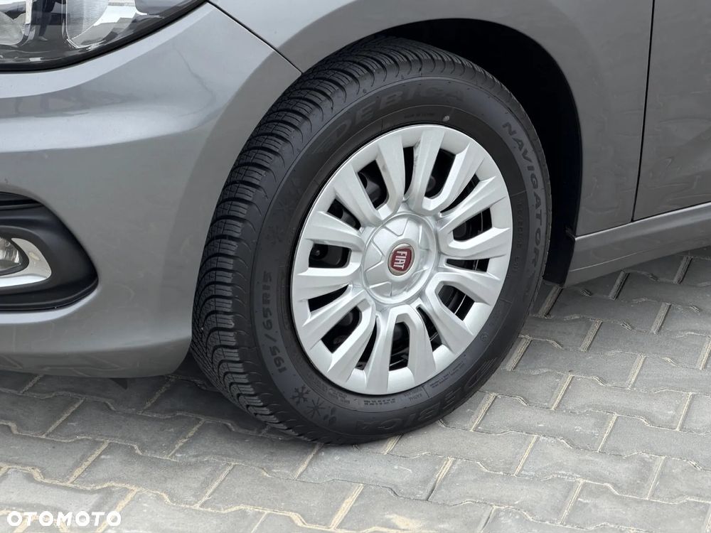 Fiat Tipo - 12