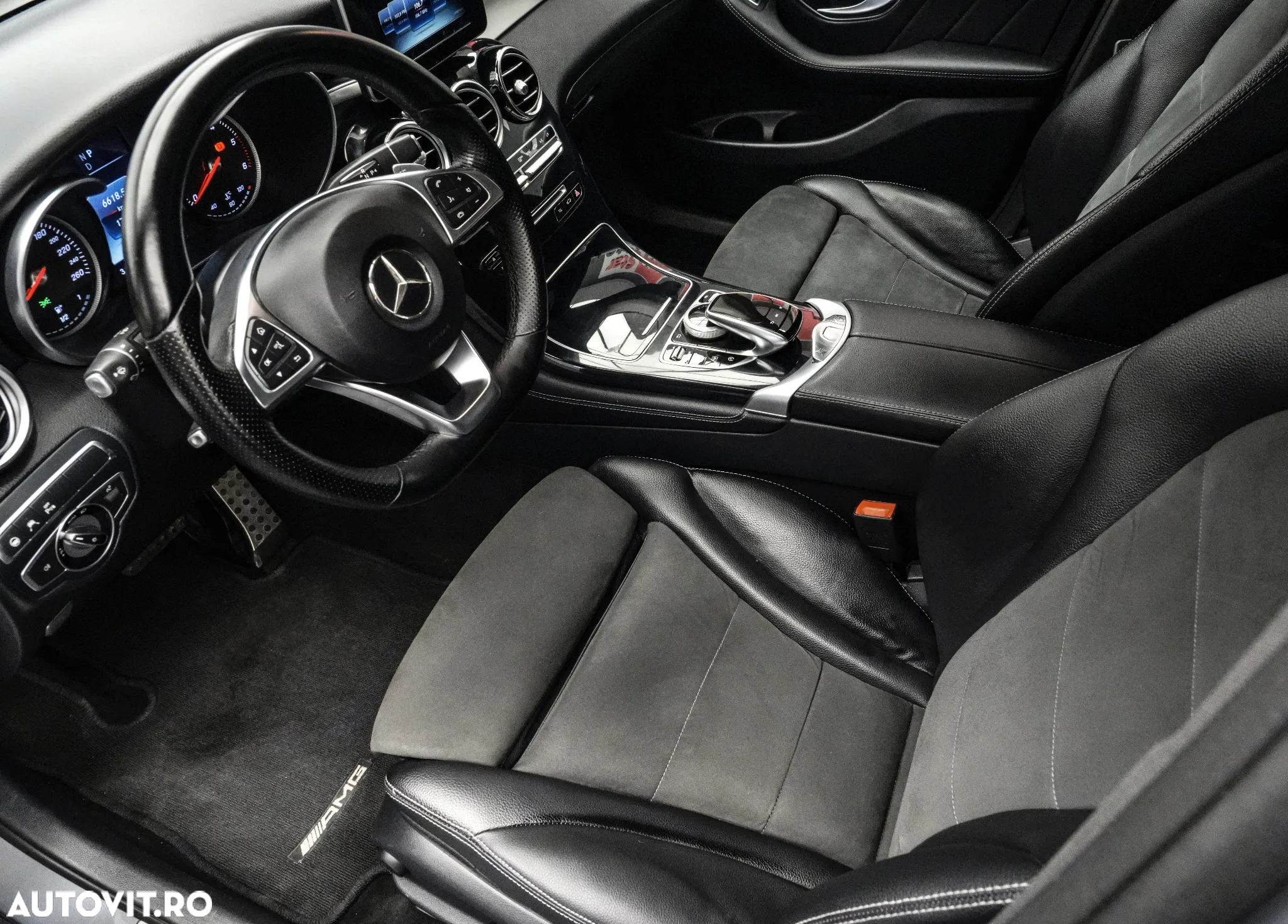 Mercedes-Benz GLC 250 d 4MATIC - 11